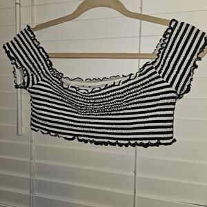 PINK Victoria's Secret Black and White Striped Crop Top